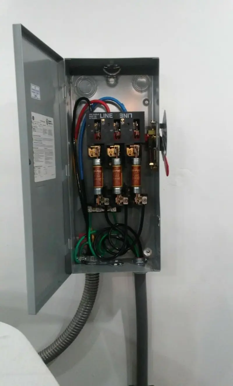 Three-phase disconnect switch installed for Electrical Wiring & Rewiring in Antis